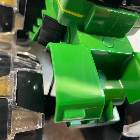 John Deere Light up Wheels Tractor Toy - Picture 5 of 8